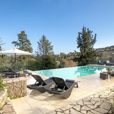 Villa Iremia By Rodostamo Collection Gazátika エクステリア 写真